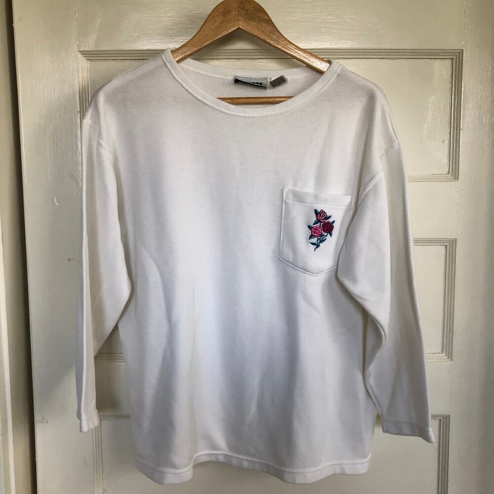 VTG 80s 90s Gitano white long sleeve‎ pocket tee rose embroidery M Cottagecore